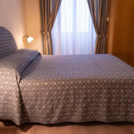 Hotel Belvedere 2*
